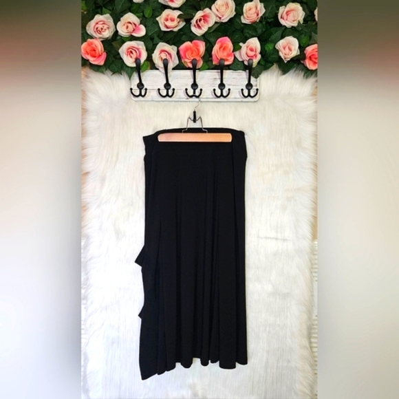 Sympli Sinature Jersey Draped Midi Skirt w/ pockets - Picture 3 of 7